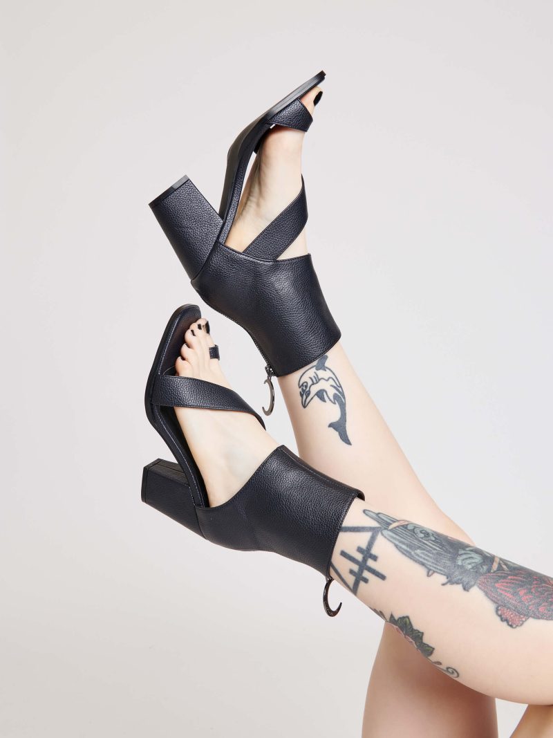 VAMP ANKLE SANDAL 3