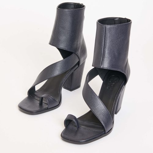 VAMP ANKLE SANDAL 4